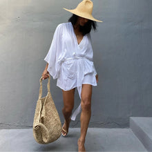 Load image into Gallery viewer, Luna Willow Kimono - Short White
