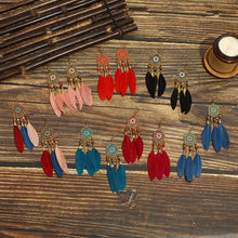 Load image into Gallery viewer, Arlo Feather Earrings - Red
