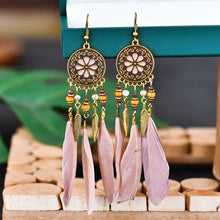 Load image into Gallery viewer, Arlo Feather Earrings - Pink
