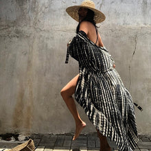 Load image into Gallery viewer, Coco Dawn Kimono - Black - Boho Boutique
